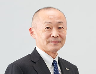 代表取締役社長　高橋 識光