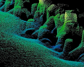 海底に沈んでいる消波ブロック