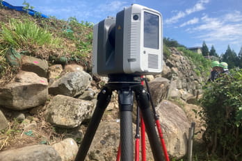 写真測量と3次元計測技術を融合し、遺構や地形を高精度にデータ化