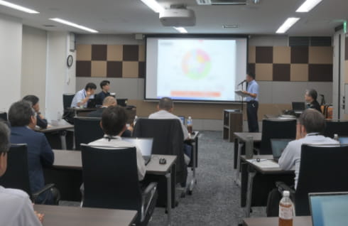 業務で培った技術成果を全社に発信